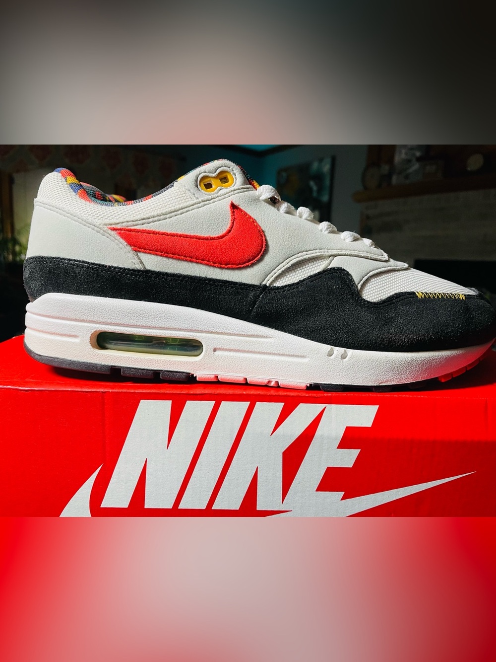 Nike Air Max 1
Live Together, Play Together
11M